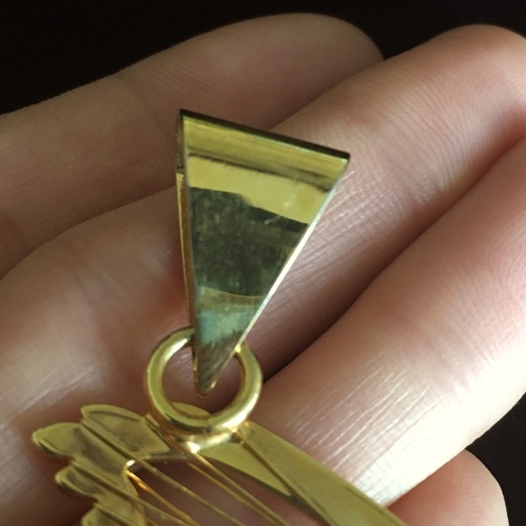 Vintage BEST Fish Pendant - Picture 5 of 9